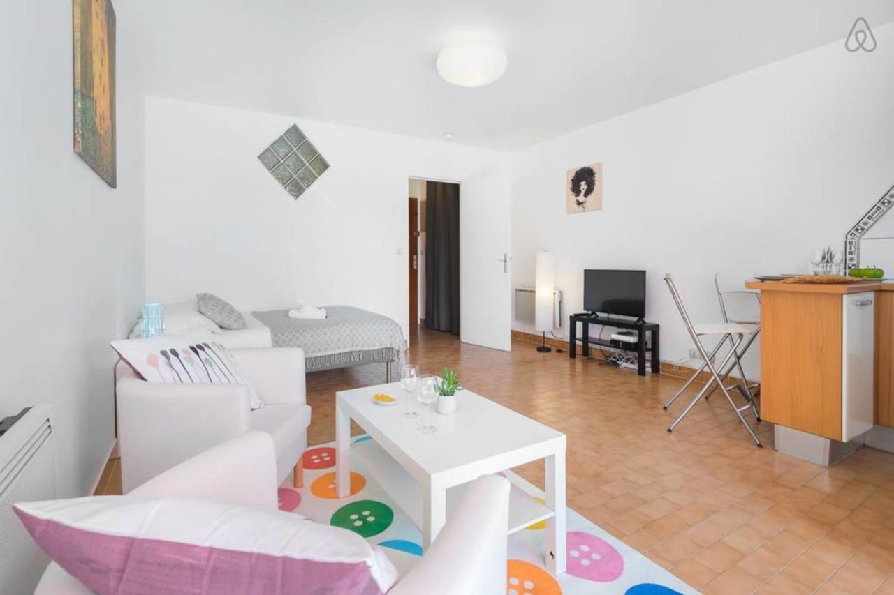 Charming Studio Close To The Train Station - Air Rental Montpellier Buitenkant foto